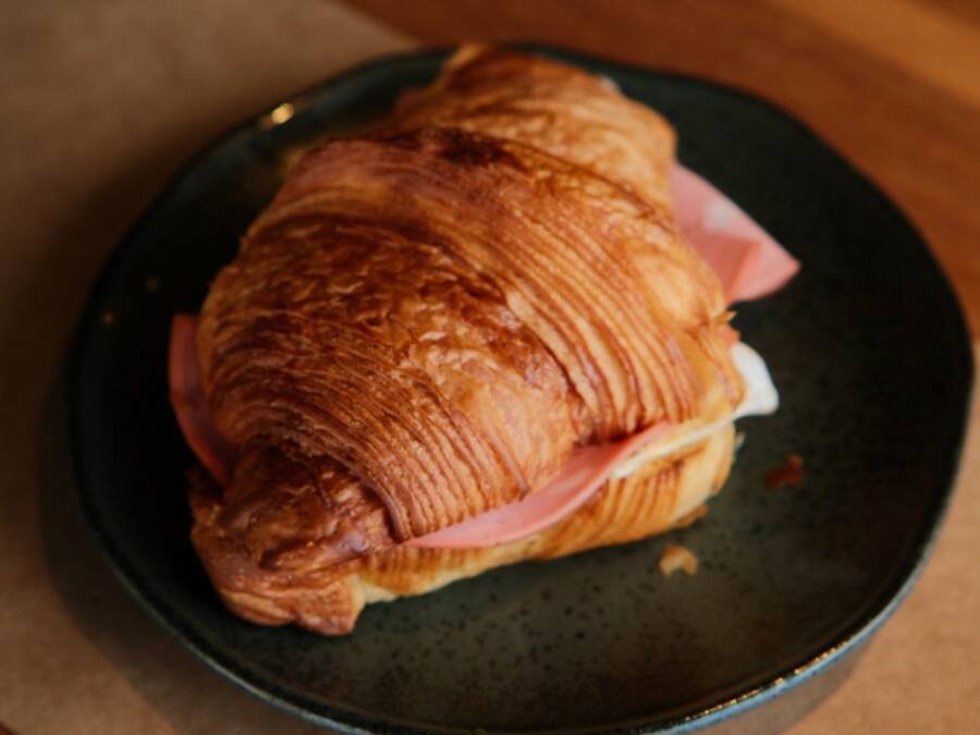 Croissant Mortadela